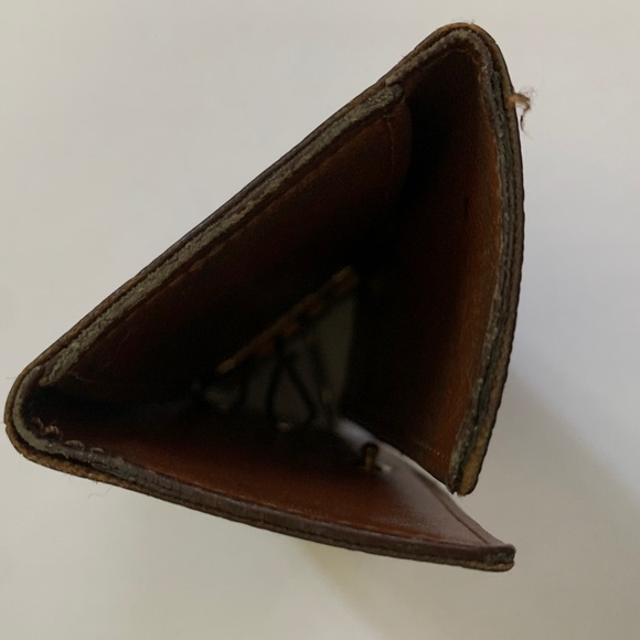 Vintage Louis Vuitton Monogram Keyholder - Picture 9 of 9